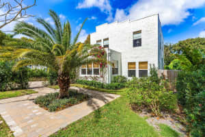 825 34th Street, West Palm Beach, FL 33407 - MLS#R11169290