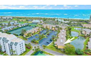 2400 Ocean Drive, Fort Pierce, FL 34949 - MLS#R11169305