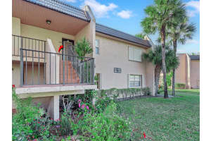 130 Lake Constance Drive, West Palm Beach, FL 33411 - MLS#R11169313