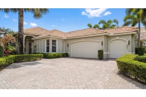 2451 Players Court, Wellington, FL 33414 - MLS#R11169317