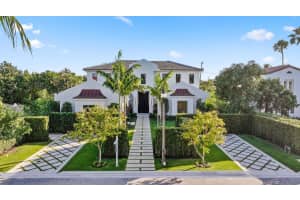 248 Lakewood Road, West Palm Beach, FL 33405 - MLS#R11169330