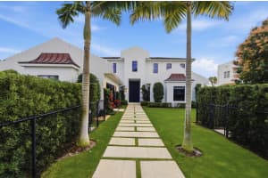 248 Lakewood Road, West Palm Beach, FL 33405 - MLS#R11169330