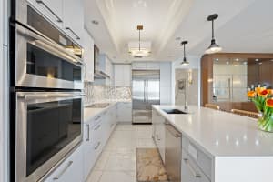 1 Water Club Way, North Palm Beach, FL 33408 - MLS#R11169366