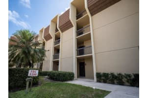 5390 Woodland Lakes Drive, Palm Beach Gardens, FL 33418 - MLS#R11169376