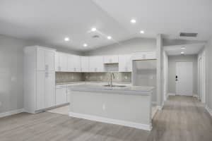 6680 Spanish Lakes Blvd, Fort Pierce, FL 34951, Fort Pierce, FL 34951 - MLS#R11169416