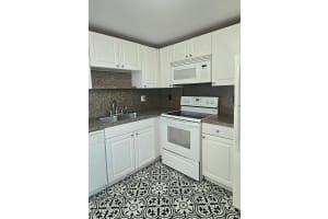 1505 Crescent Circle, Lake Park, FL 33403 - MLS#R11169460