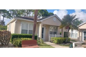 523 San Remo Circle, Port Saint Lucie, FL 34986 - MLS#R11169508