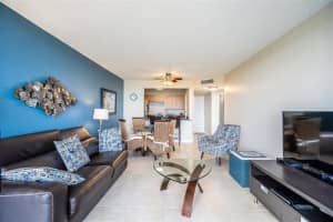 1830 Embassy Drive, West Palm Beach, FL 33401 - MLS#R11169585