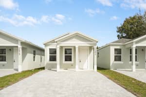 2653 Hiawatha Avenue, West Palm Beach, FL 33409 - MLS#R11169613