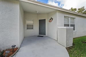 220 Lake Forest Way, Port Saint Lucie, FL 34986 - MLS#R11169639