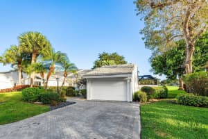 24 Cambridge Drive, Boynton Beach, FL 33436 - MLS#R11169641