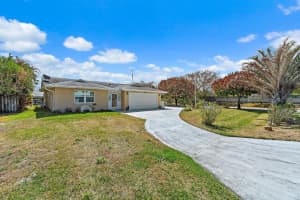 7954 Carlton Street, Hobe Sound, FL 33455 - MLS#R11169658