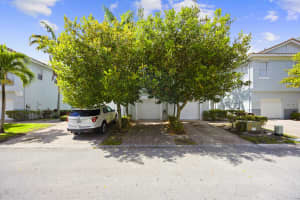 3069 Laurel Ridge Circle, Riviera Beach, FL 33404 - MLS#R11169707