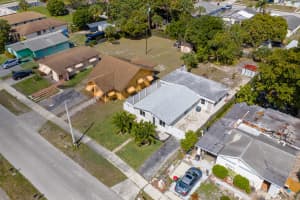 253 2nd Court, Deerfield Beach, FL 33441 - MLS#R11169727