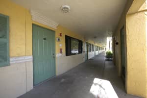 1509 Meadows Circle, Boynton Beach, FL 33436 - MLS#R11169728