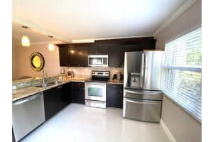 40 Essex Court, Royal Palm Beach, FL 33411 - MLS#R11169760