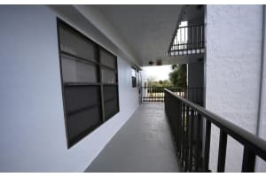 4700 Lucerne Lakes Boulevard, Lake Worth, FL 33467 - MLS#R11169839