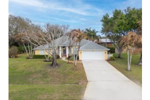 2017 Se Allamanda Drive, Port St. Lucie, Fl 34952, Port Saint Lucie