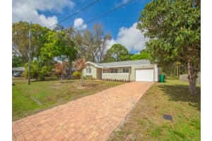 2317 Gillette Avenue, Port Saint Lucie, FL 34952 - MLS#R11169857