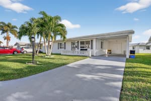 2010 6th Avenue, Boynton Beach, FL 33426 - MLS#R11169878