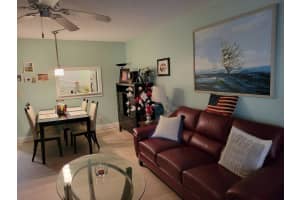 700 Lori Drive, Palm Springs, FL 33461 - MLS#R11169883