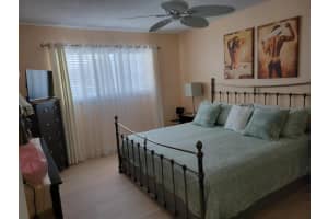 700 Lori Drive, Palm Springs, FL 33461 - MLS#R11169883