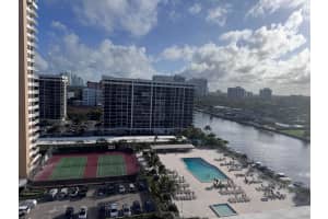 1965 Ocean Drive, Hallandale Beach, FL 33009 - MLS#R11169942