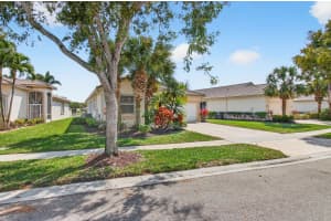 2707 Clipper Circle, West Palm Beach, FL 33411 - MLS#R11169978