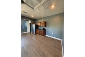 905 5th Place, Vero Beach, FL 32962 - MLS#R11169981