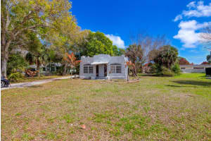 2606 Sunrise Boulevard Boulevard, Fort Pierce, FL 34982 - MLS#R11170012