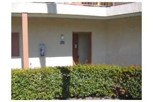 8423 NW 61st St, Tamarac, FL 33321, Sold 02/04/13