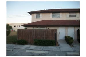 1000 Cypress Way E, Palm Springs, FL 33461, Sold 04/03/12