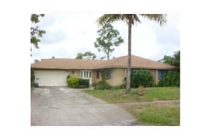 585 Toxaway Dr, West Palm Beach, FL 33413, Sold 01/31/13