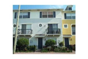 306 NW 1st St, Delray Beach, FL 33444, Sold 10/10/13