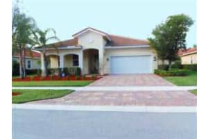 6758 Osage Cir, Greenacres, FL 33413, Sold 04/18/13