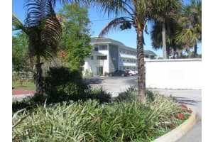 4200 NW 3rd Ct, Plantation, FL 33317, Sold 10/29/13
