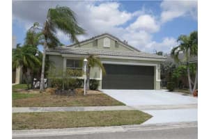 9881 Red Heart Ln, Tamarac, FL 33321, Sold 05/17/13