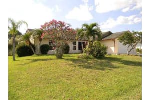 560 SE Nome Dr, Port St. Lucie, FL 34984, Sold 05/30/13