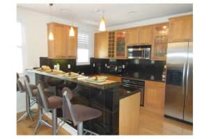 331 E Mallory Cir, Delray Beach, FL 33483, Sold 10/11/13