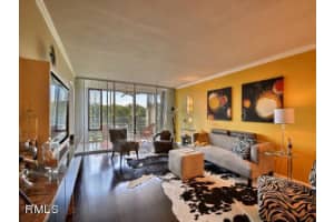 935 E Causeway Blvd, Vero Beach, FL 32963, Sold 10/01/13