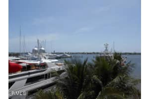 3950 N Flagler Dr, West Palm Beach, FL 33407, Sold 12/01/14