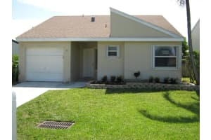 18 Tara Lakes Dr E, Boynton Beach, FL 33436, Sold 08/23/13