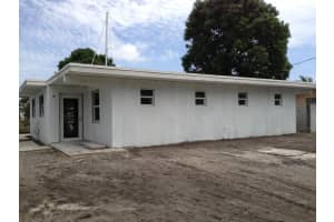 1719 SW 17th St, Fort Lauderdale, FL 33312, Sold 09/03/13