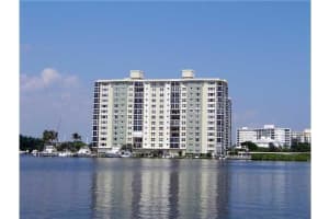 220 Mac Farlane Dr s 1005, Delray Beach, FL 33483, Sold 11/08/13