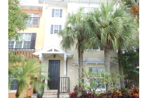 523 E Mallory Cir, Delray Beach, FL 33483, Sold 10/24/13