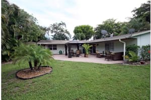 1010 Coral Ct, Boynton Beach, FL 33426, Sold 10/07/13