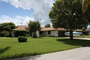 8182 SE Cumberland Cir, Hobe Sound, FL 33455, Sold 10/02/13