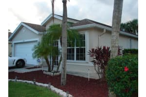 1712 Sawgrass Cir, Greenacres, FL 33413, Sold 10/18/13