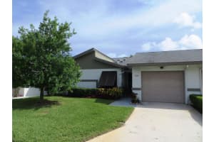 21 Ridge Pointe Dr, Boynton Beach, FL 33435, Sold 12/11/13