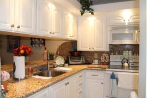 6025 Balboa Cir APT 105, Boca Raton, FL 33433, Sold 11/20/13
